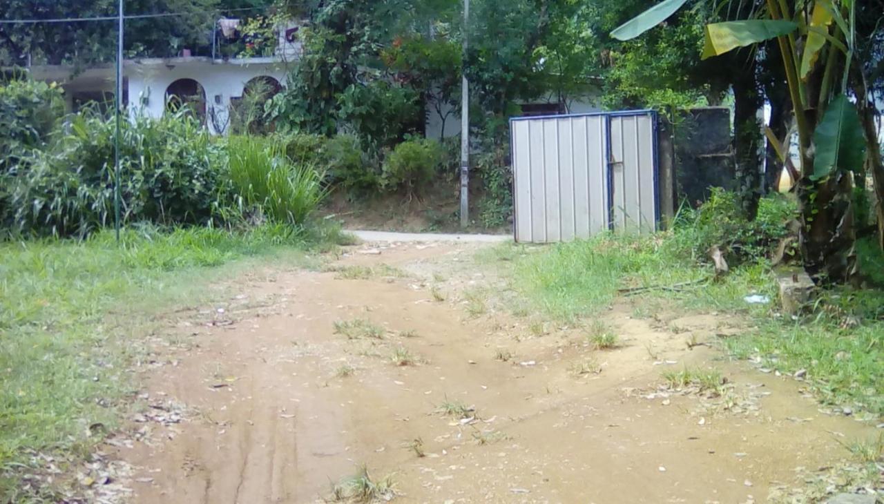Leaf Guest House غامبولا المظهر الخارجي الصورة