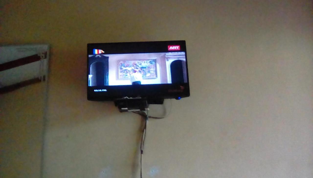 Leaf Guest House غامبولا المظهر الخارجي الصورة
