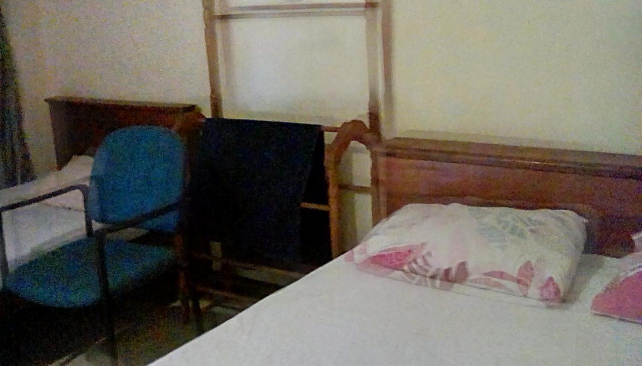 Leaf Guest House غامبولا المظهر الخارجي الصورة